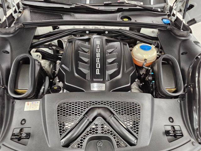 2016 Porsche Macan S