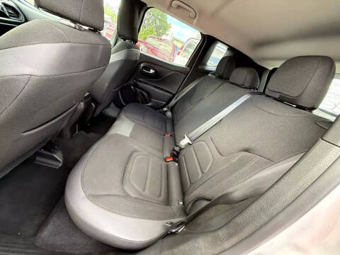 2017 Jeep Renegade Altitude