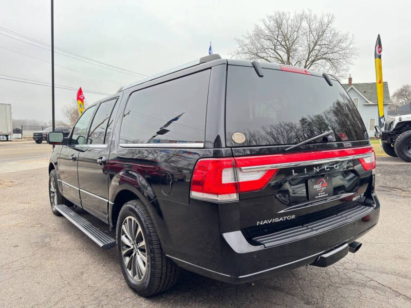 2016 Lincoln Navigator L Select