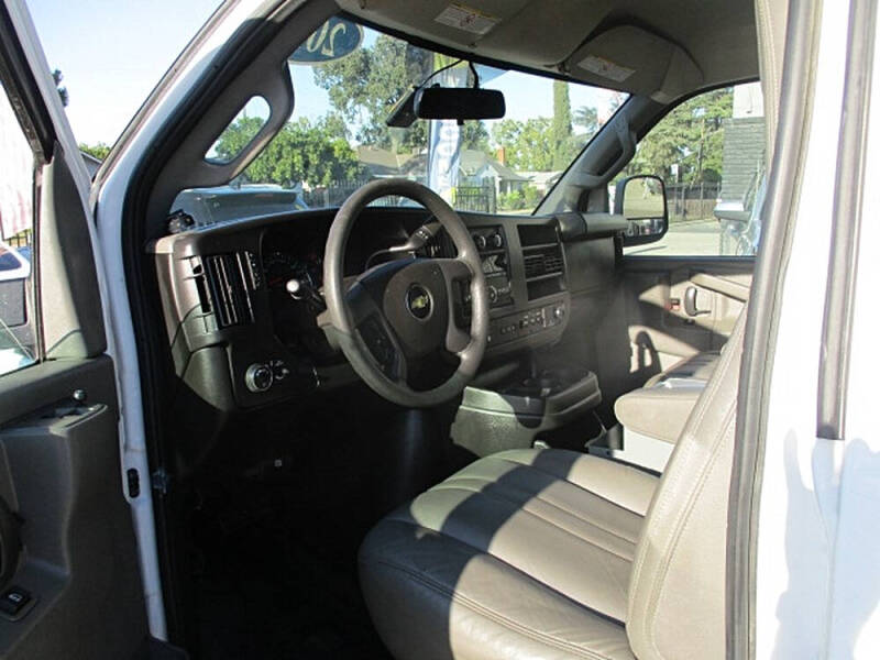 2018 Chevrolet Express 2500
