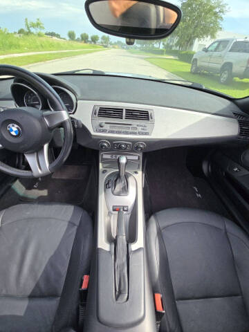 2003 BMW Z4 3.0i