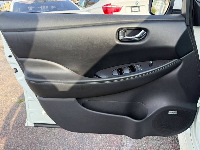 2018 Nissan LEAF