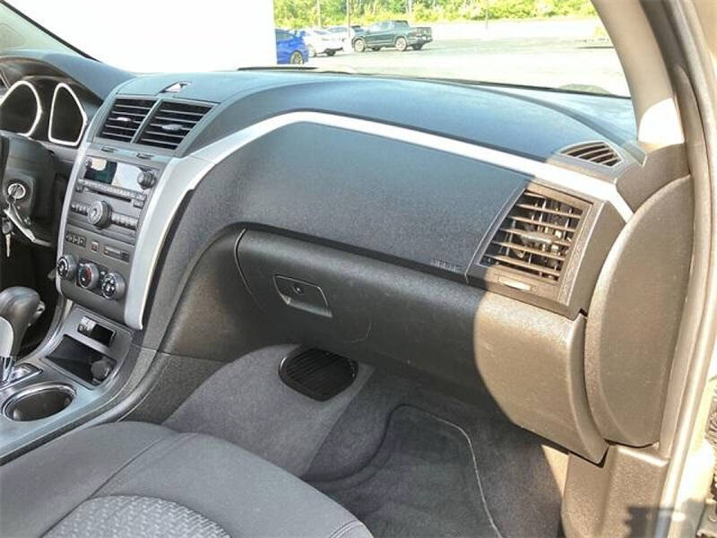 2011 Chevrolet Traverse LT