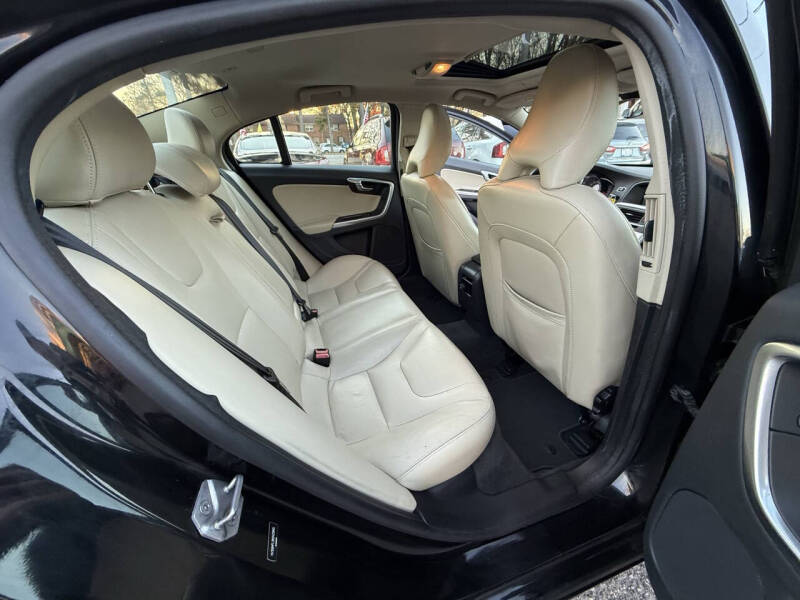 2017 Volvo S60 T5 Dynamic