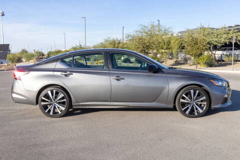 2021 Nissan Altima 2.5 SR