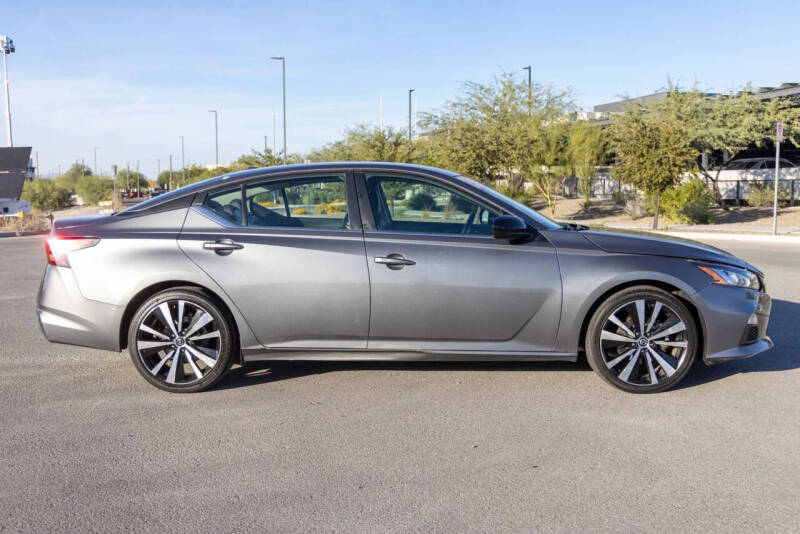 2021 Nissan Altima 2.5 SR