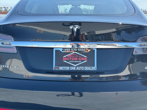 2016 Tesla Model S