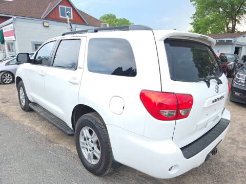 2014 Toyota Sequoia SR5