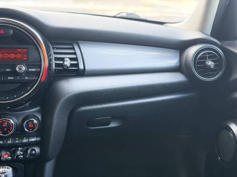 2016 MINI Hardtop 4 Door Cooper