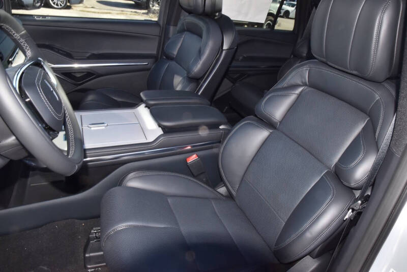 2025 Lincoln Navigator L Reserve