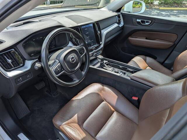 2018 Volvo XC60 T6 Momentum