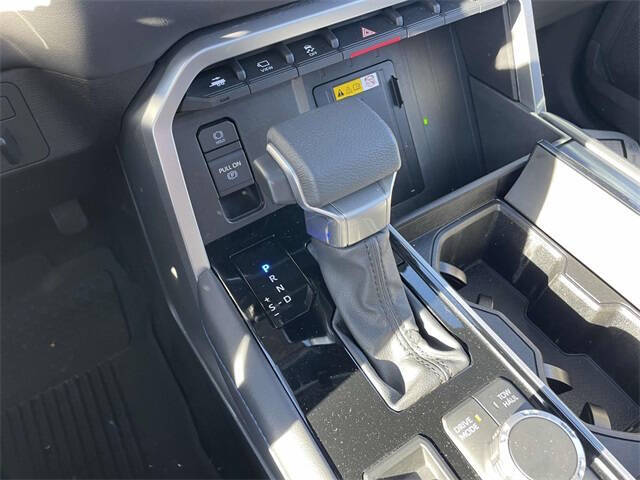 2024 Toyota Sequoia Platinum