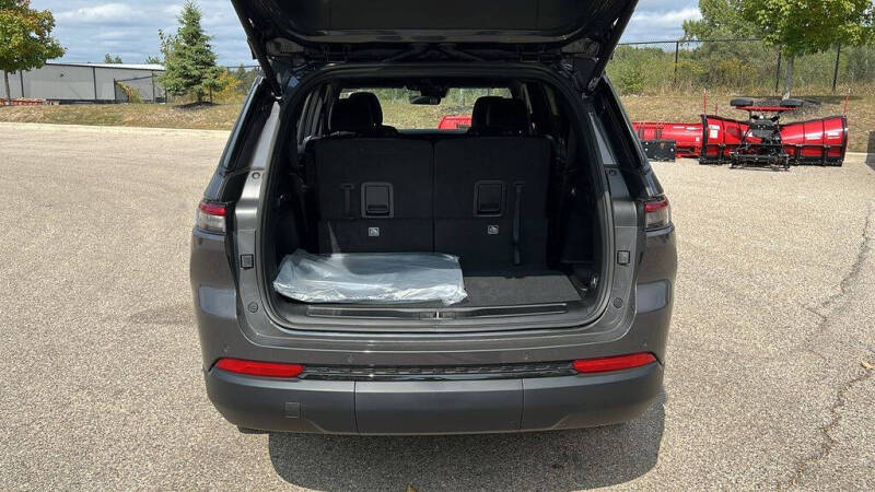 2025 Jeep Grand Cherokee L Altitude X