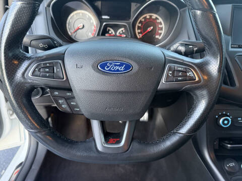 2018 Ford Focus ST