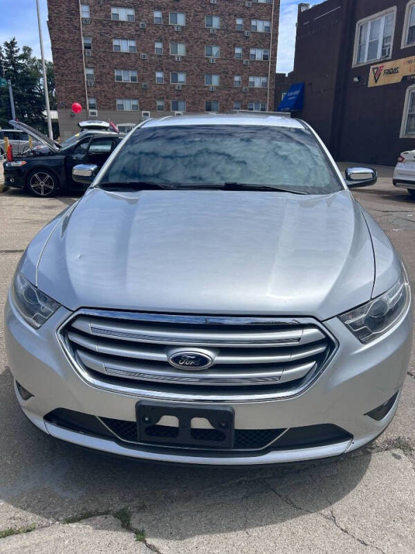 2013 Ford Taurus Limited