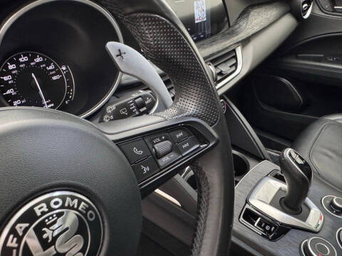 2022 Alfa Romeo Stelvio Sprint