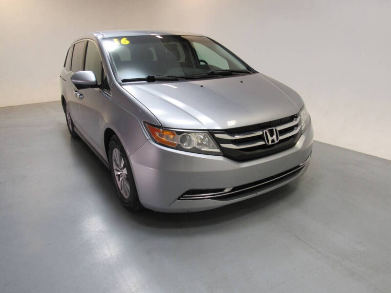 2016 Honda Odyssey SE - Image 1