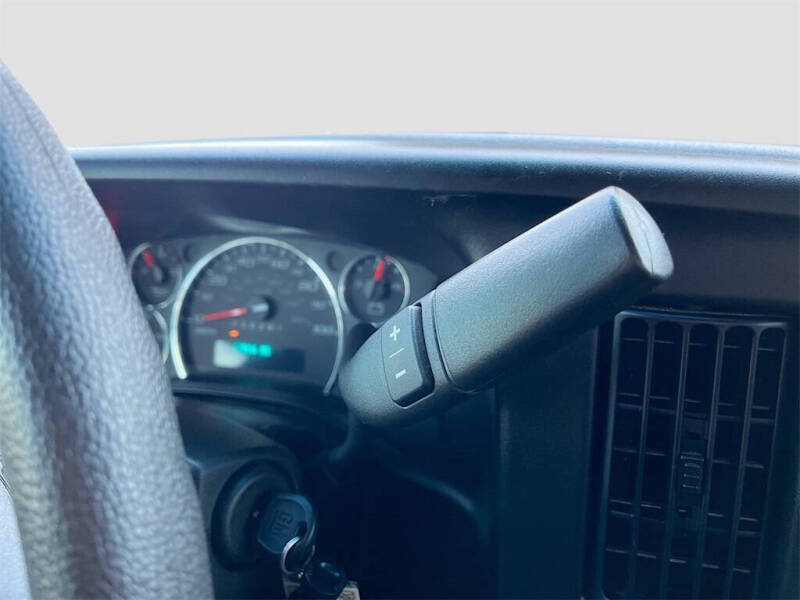 2024 GMC Savana 2500