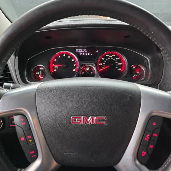2015 GMC Acadia SLE-2