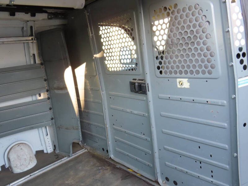 2017 GMC Savana 2500