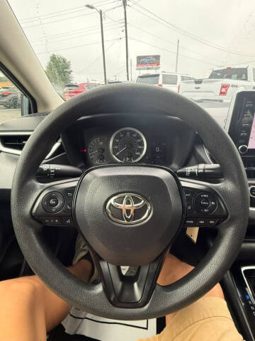 2020 Toyota Corolla LE