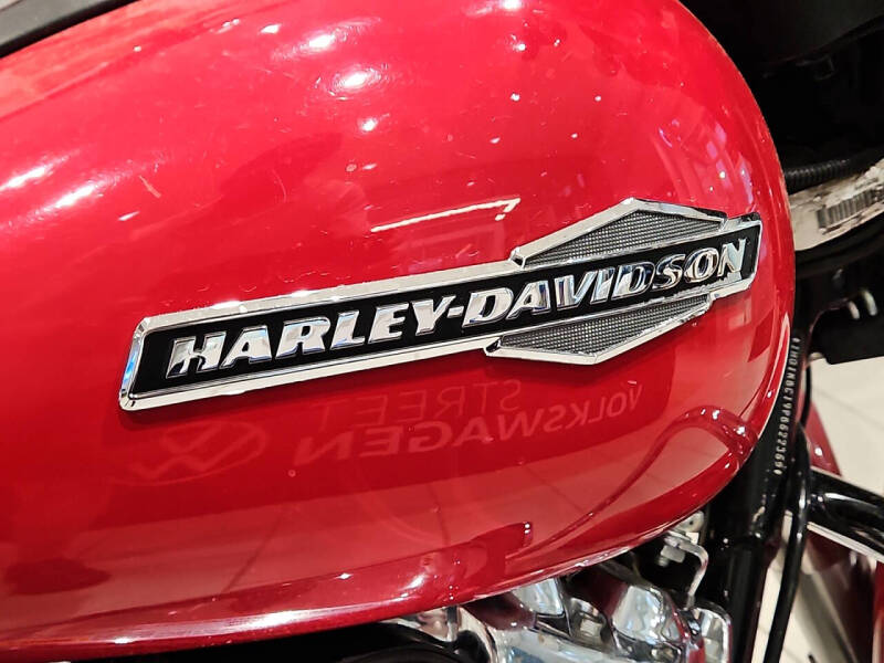 2023 Harley-Davidson Street Glide
