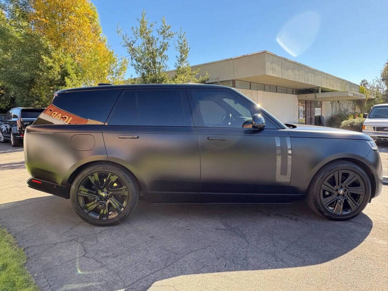 2023 Land Rover Range Rover P530 SE
