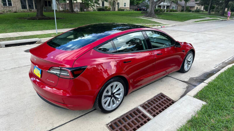 2022 Tesla Model 3 Long Range photo 5