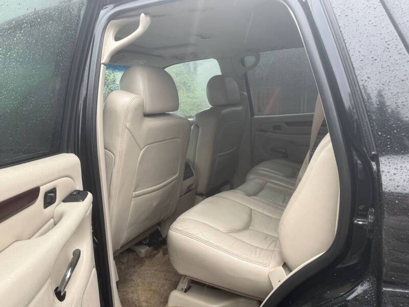2003 Cadillac Escalade