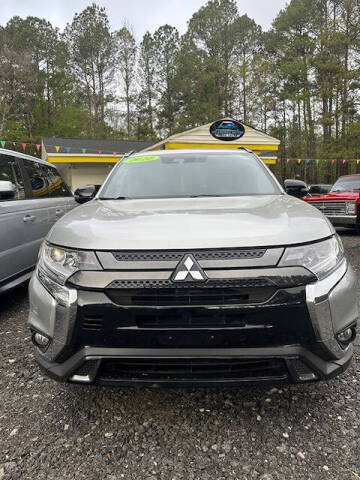 2020 Mitsubishi Outlander LE