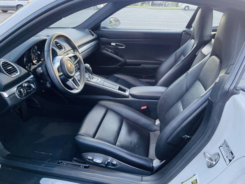 2018 Porsche 718 Cayman