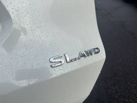 2018 Nissan Rogue SL