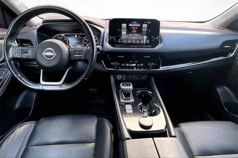 2022 Nissan Rogue SL