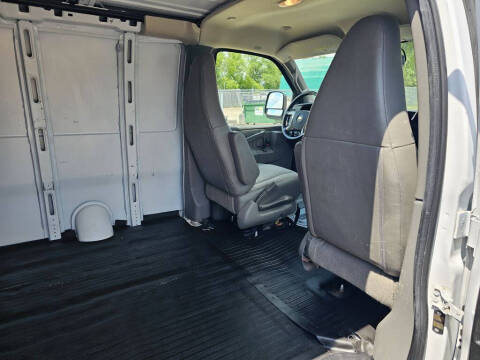 2017 Chevrolet Express 2500