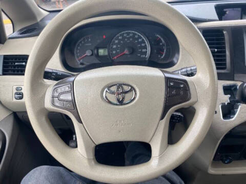 2012 Toyota Sienna