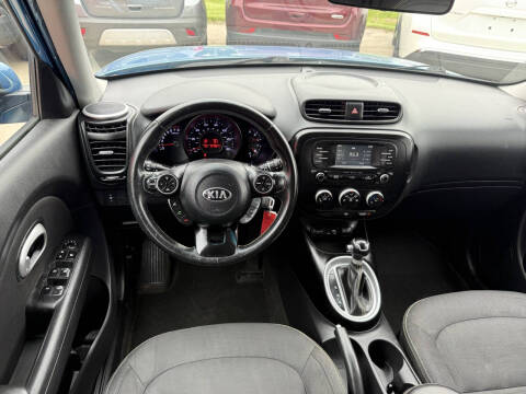 2016 Kia Soul +