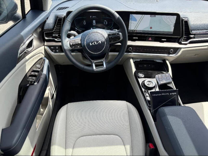 2025 Kia Sportage Hybrid EX