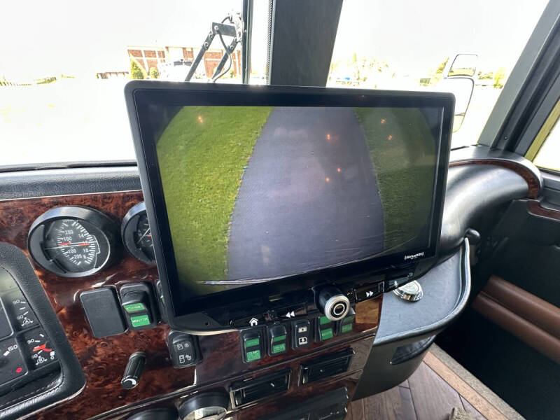 2001 Prevost Liberty