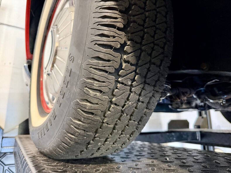 1962 Ford Thunderbird