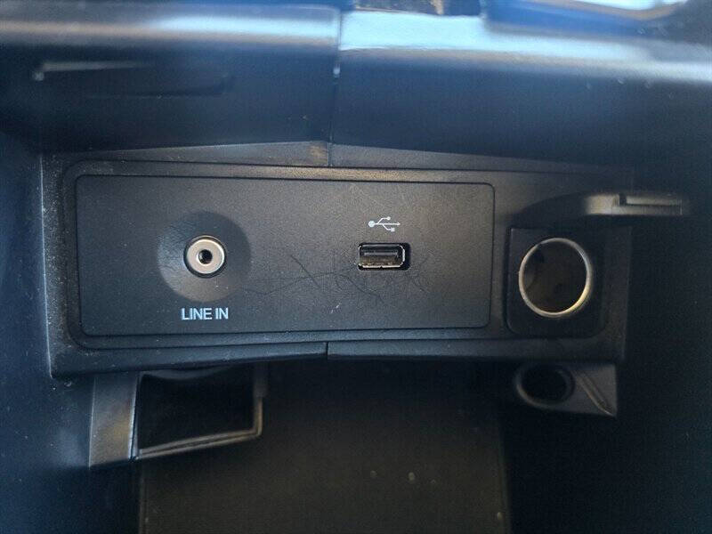 2013 Ford Fusion S