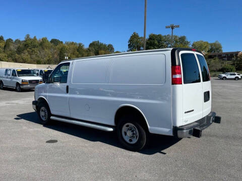 2023 Chevrolet Express 2500