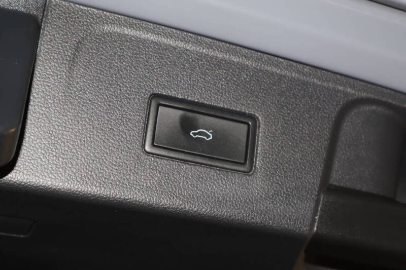 2024 Volkswagen Atlas Peak Edition SEL 4Motion