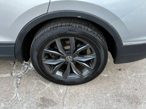 2023 Volkswagen Tiguan SE 4Motion