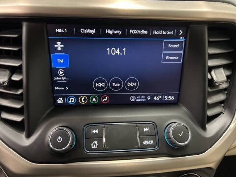 2023 GMC Acadia Denali