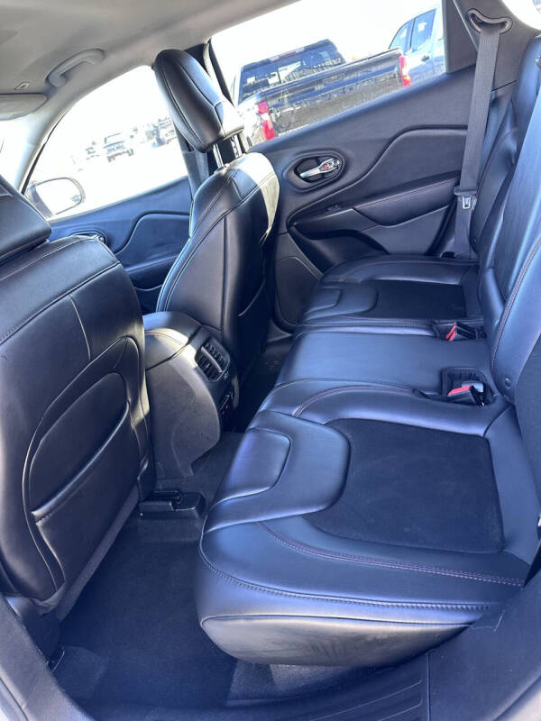 2019 Jeep Cherokee Trailhawk