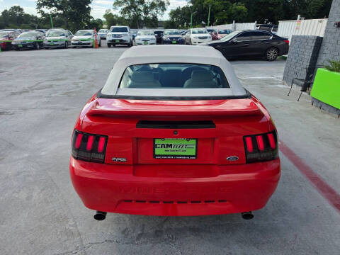 2000 Ford Mustang