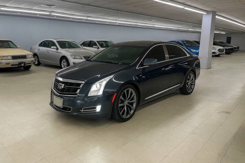 2016 Cadillac XTS Luxury Collection's photo