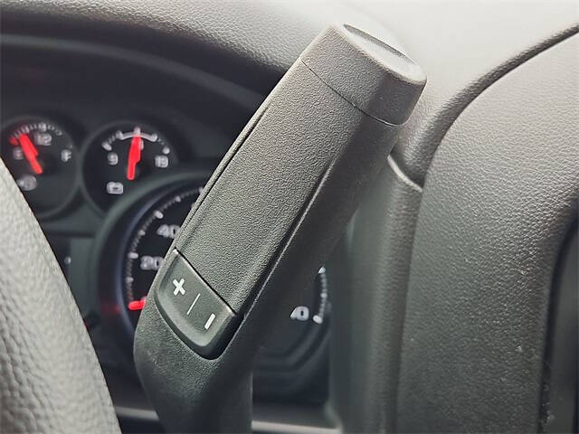 2025 GMC Sierra 2500HD Pro