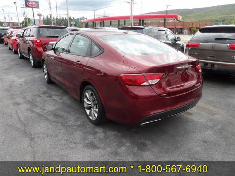 2015 Chrysler 200 S