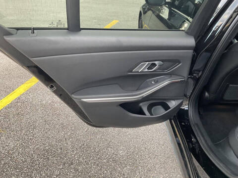 2022 BMW 3 Series 330i